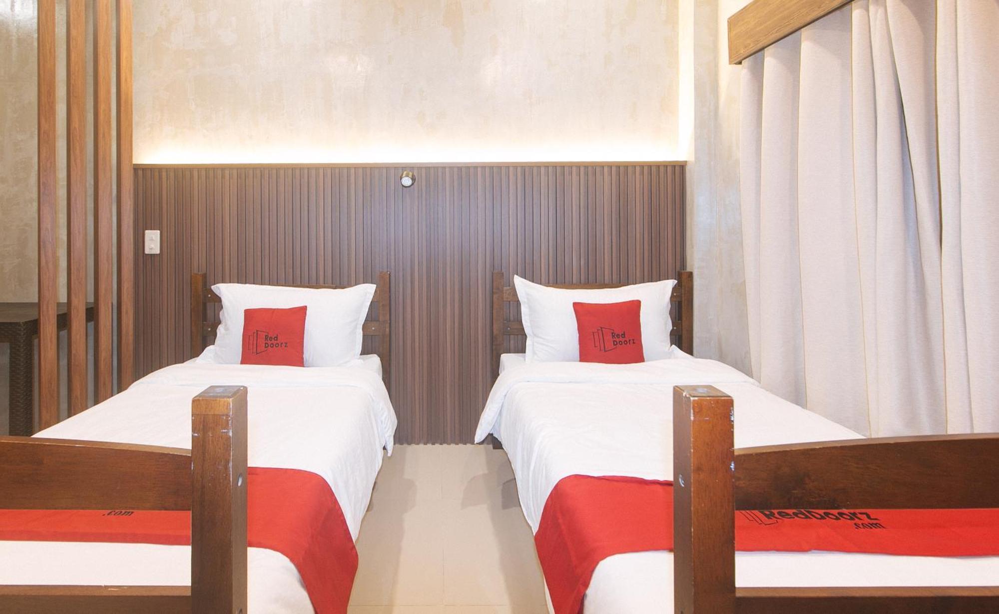 Reddoorz At Mbb Room Naia 2 Paranaque City Esterno foto